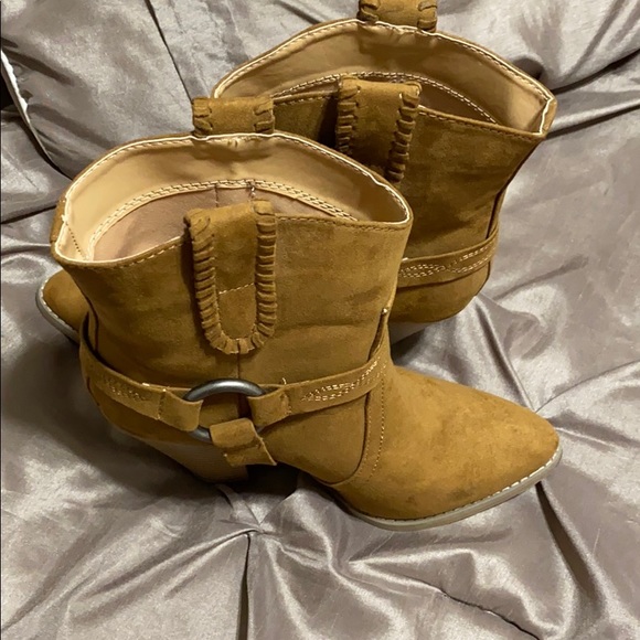 Suede booties - Picture 6 of 7